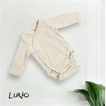 Hosszú ujjú átlapolt body