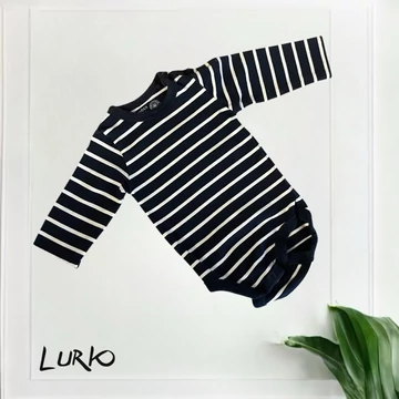 Hosszú ujjú átlapolt body