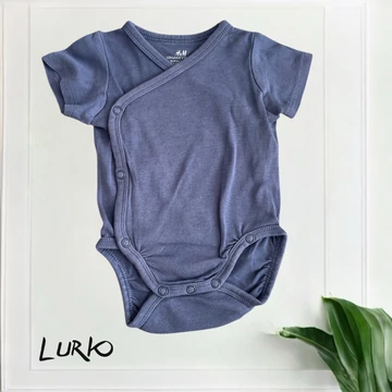 Rövid ujjú átlapolt body