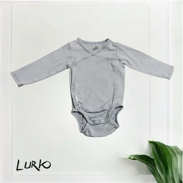 Hosszú ujjú átlapolt body