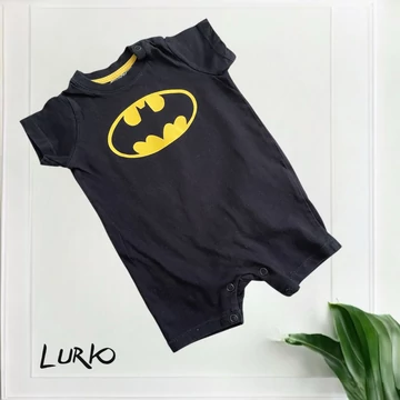 Batman mintás rövid szárú kezeslábas