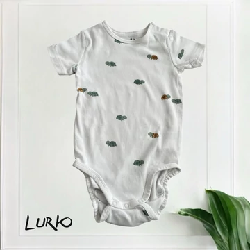 Teknős mintás rövid ujjú body