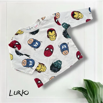 Marvel mintás hosszú ujjú póló