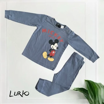 Mickey Mouse mintás pizsama