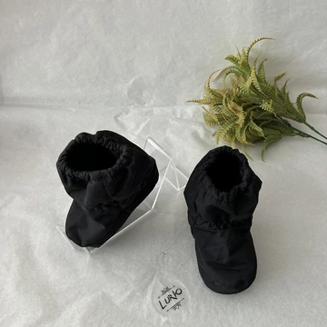 Vízlepergető babacsizma