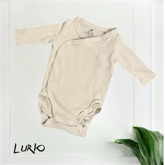 Hosszú ujjú átlapolt body