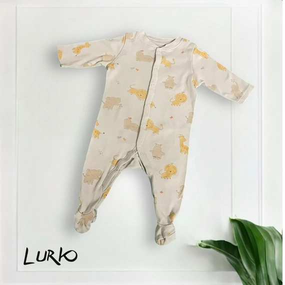 Vékony lábfejes rugdalózó