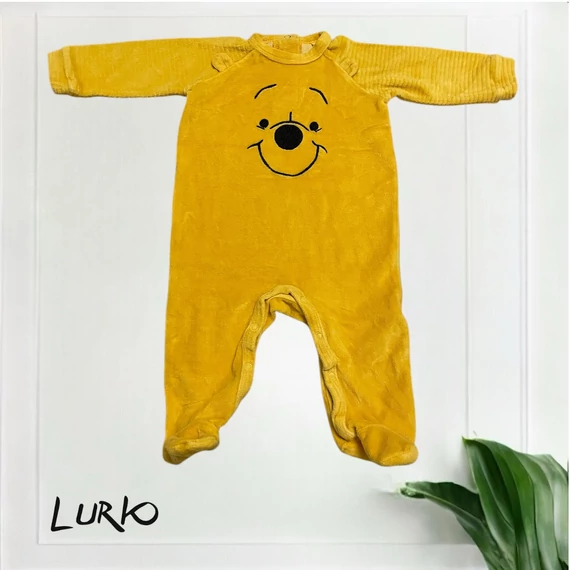Polár Winnie the Pooh lábfejes rugdalózó