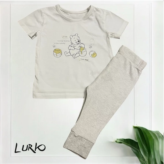 Winnie The Pooh rövid póló leggingel