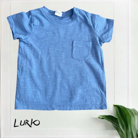 Rövid ujjú póló zsebbel