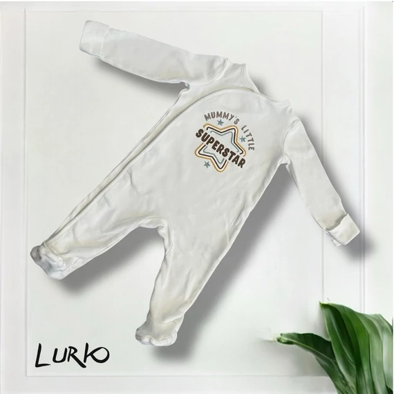 Lábfejes rugdalózó 