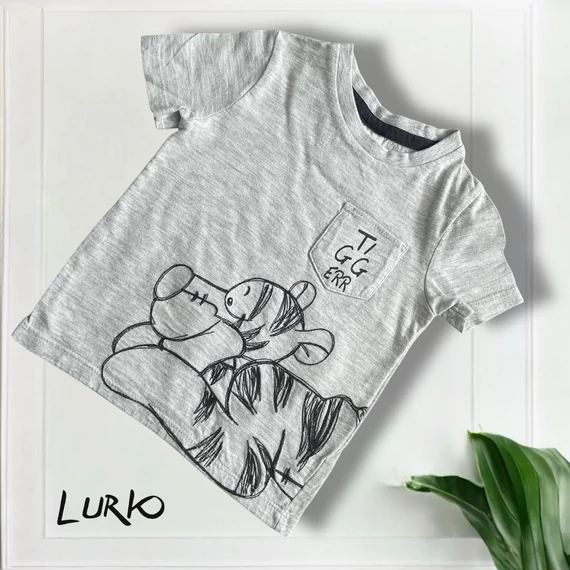 Winnie The Pooh Tigris mintás rövid ujjú póló