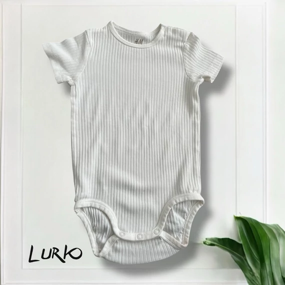 Bordás rövid ujjú body