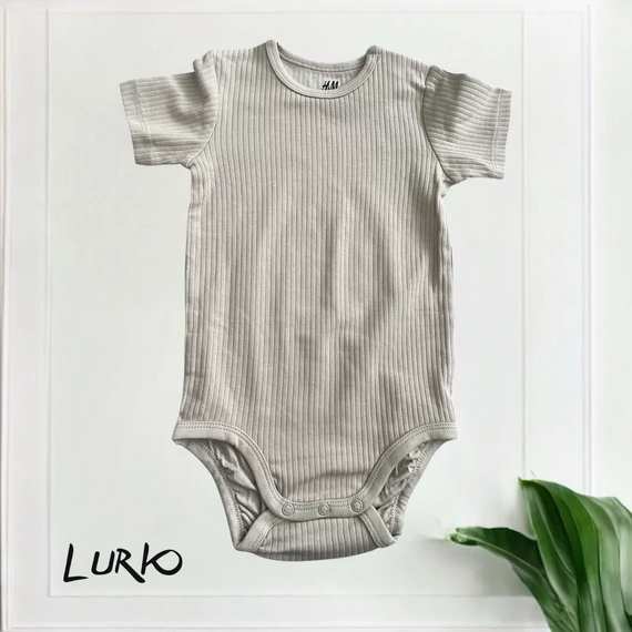 Bordás rövid ujjú body