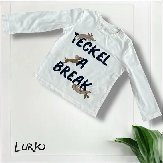 Feliratos hosszú ujjú póló