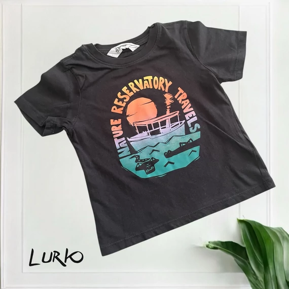 Rövid ujjú póló